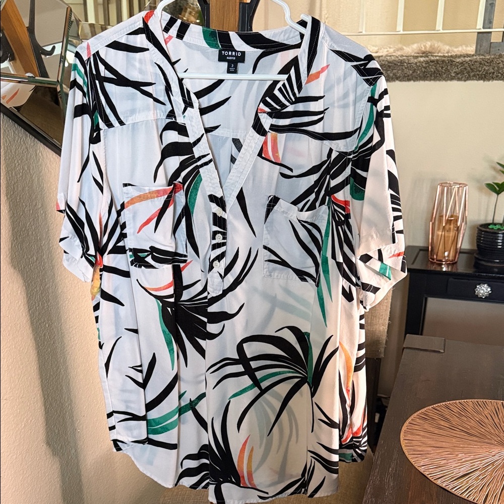 Torrid White Blouse with Black and Orange Leaf Print